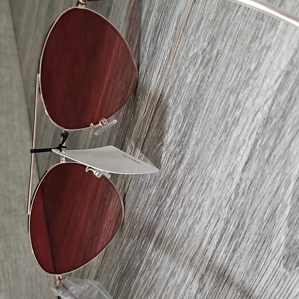 Gold Frame/Rose Lens UVA/UVB Protective Sunglasses- New With Tags - Picture 4 of 7